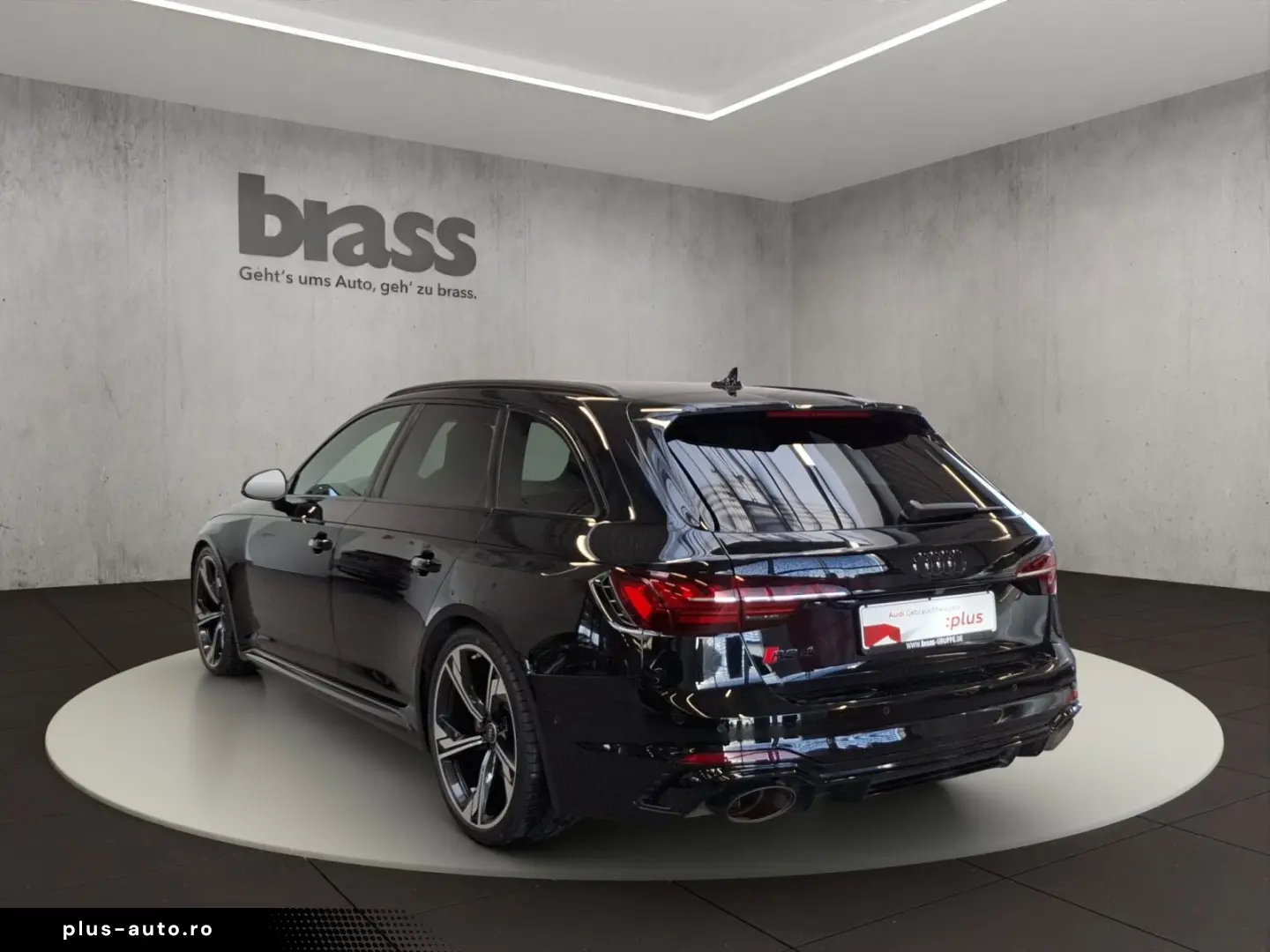 AUDI RS 4 Avant 4 331(450) kW(PS) tiptronic