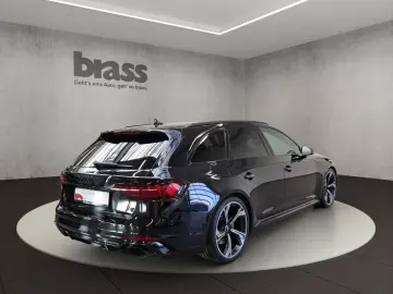 AUDI RS 4 Avant 4 331(450) kW(PS) tiptronic