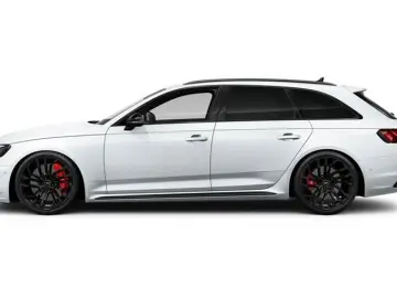 AUDI RS 4 Avant 2.9 TFSI qu Tip.  Matrix Pano HuD 360