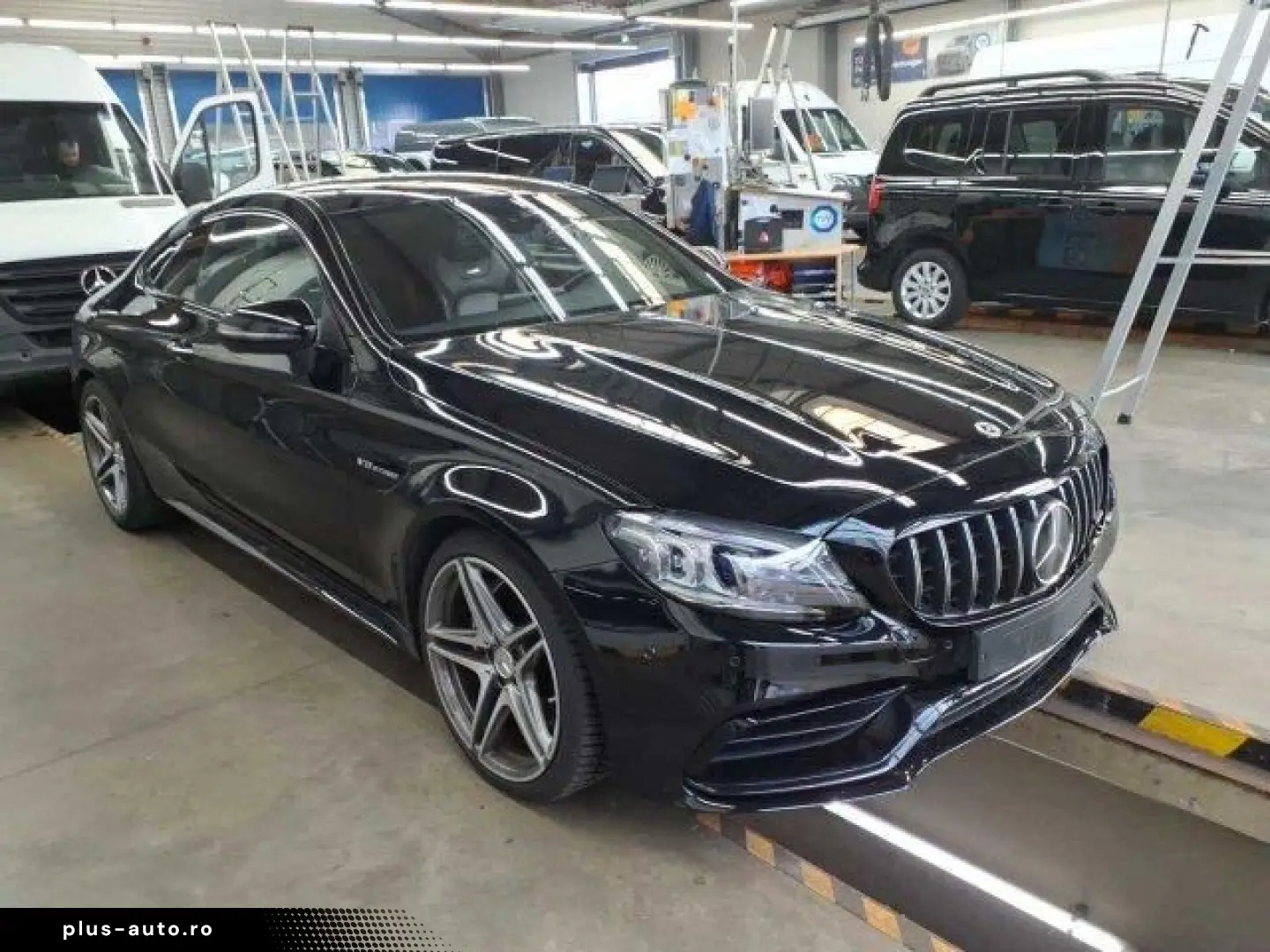 MERCEDES-BENZ C63 AMG COUPE NIGHT DISTRO  AMG-AGA PANO BURM.
