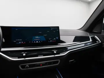 BMW X5 xD40d M Sport Pro Pano 360 HUD DAB H K 21Zoll