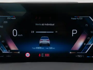 BMW X7 M60i xD Individual HUD B&W SoftCL 23Zoll VOLL