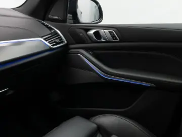 BMW X5 xD30d M Sport Panorama Laser 360 HUD DAB H K