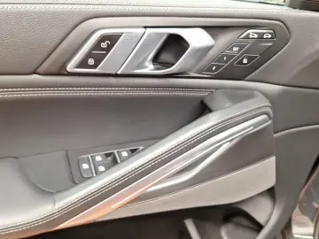 BMW X6 xDrive40d M Sport AHK Driv.Assist.Prof Laser