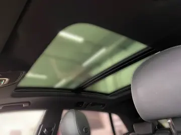 AUDI Q8 55 TFSI quattro  AHK HEAD-UP PANO B&O