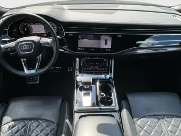 AUDI Q8 50 TDI quattro S-line Competition B&O Carbon