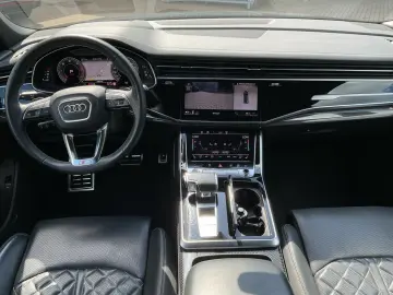 AUDI Q8 50 TDI quattro S-line Competition B&O Carbon