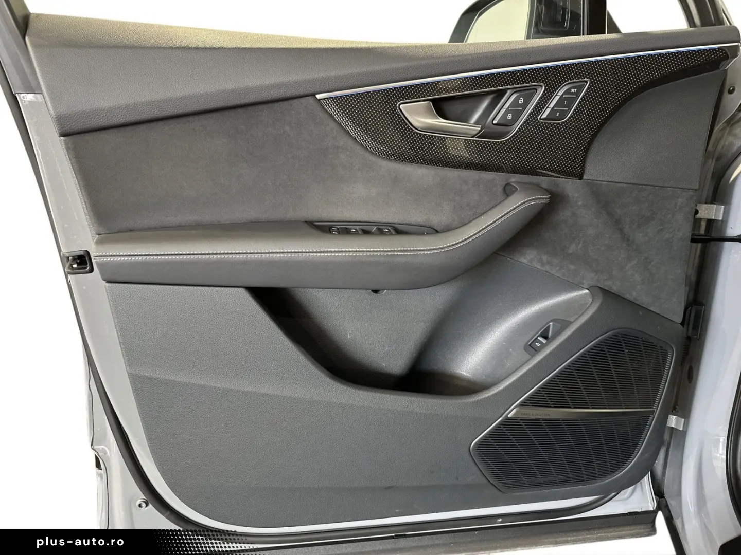 AUDI Q7 55 TFSI COMPETITION S LINE 7 SITZE AHK PANO