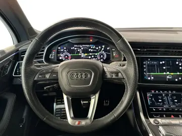 AUDI Q7 55 TFSI COMPETITION S LINE 7 SITZE AHK PANO