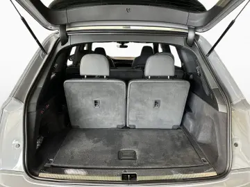 AUDI Q7 55 TFSI COMPETITION S LINE 7 SITZE AHK PANO