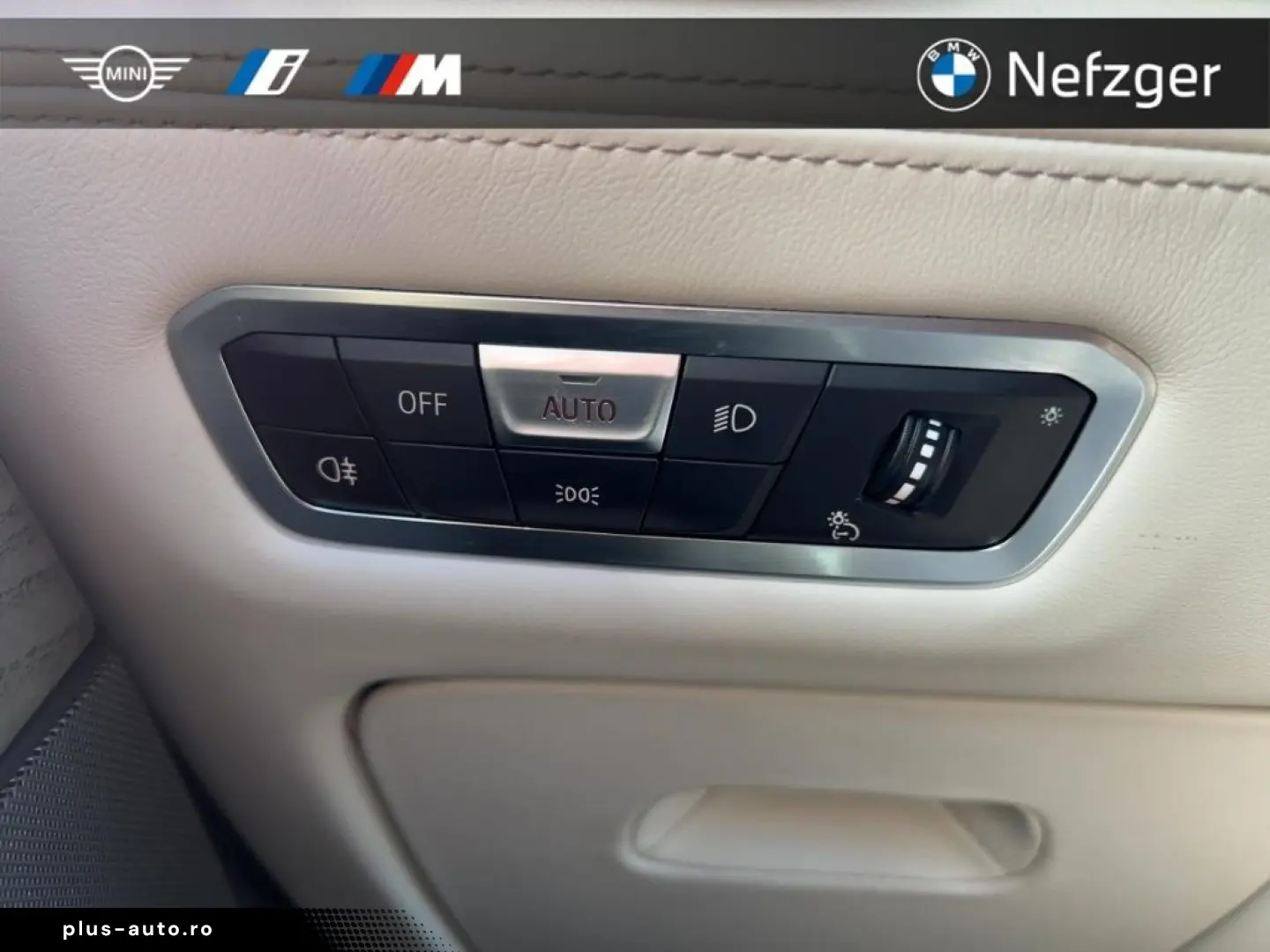 BMW X5 M50 i Laser HUD Pano AHK Standheizung Softclo