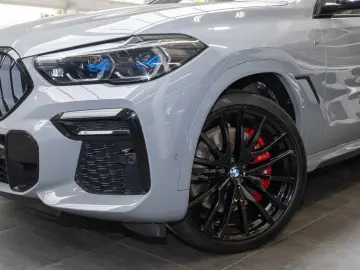 BMW X6 M50i M Sport HUD PANO ACC AHK 360 KAM RFK LM