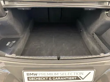BMW M8 Gran Coupé M Carbon Alcantara Driver's Packag