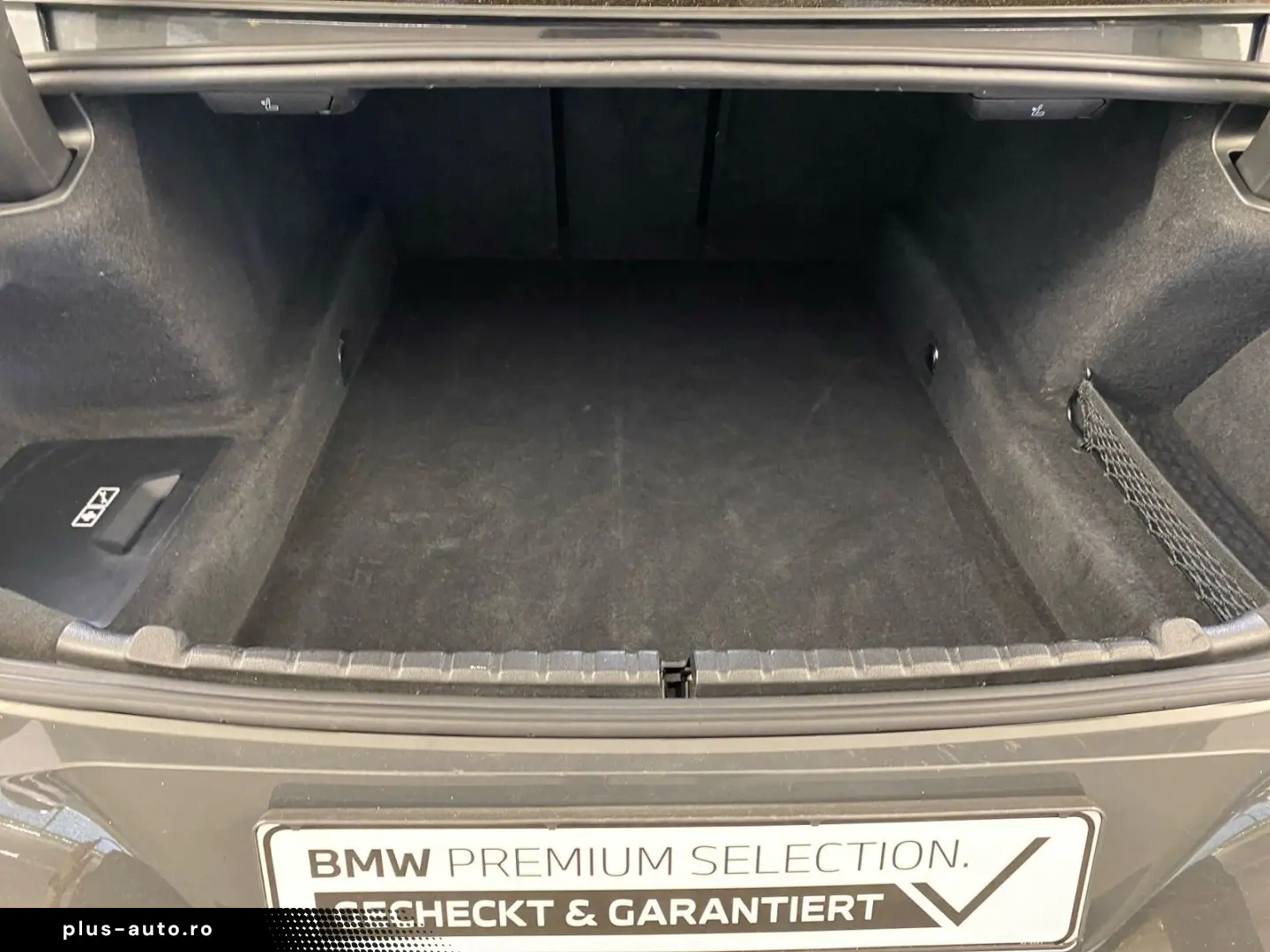 BMW M8 Gran Coupé M Carbon Alcantara Driver's Packag