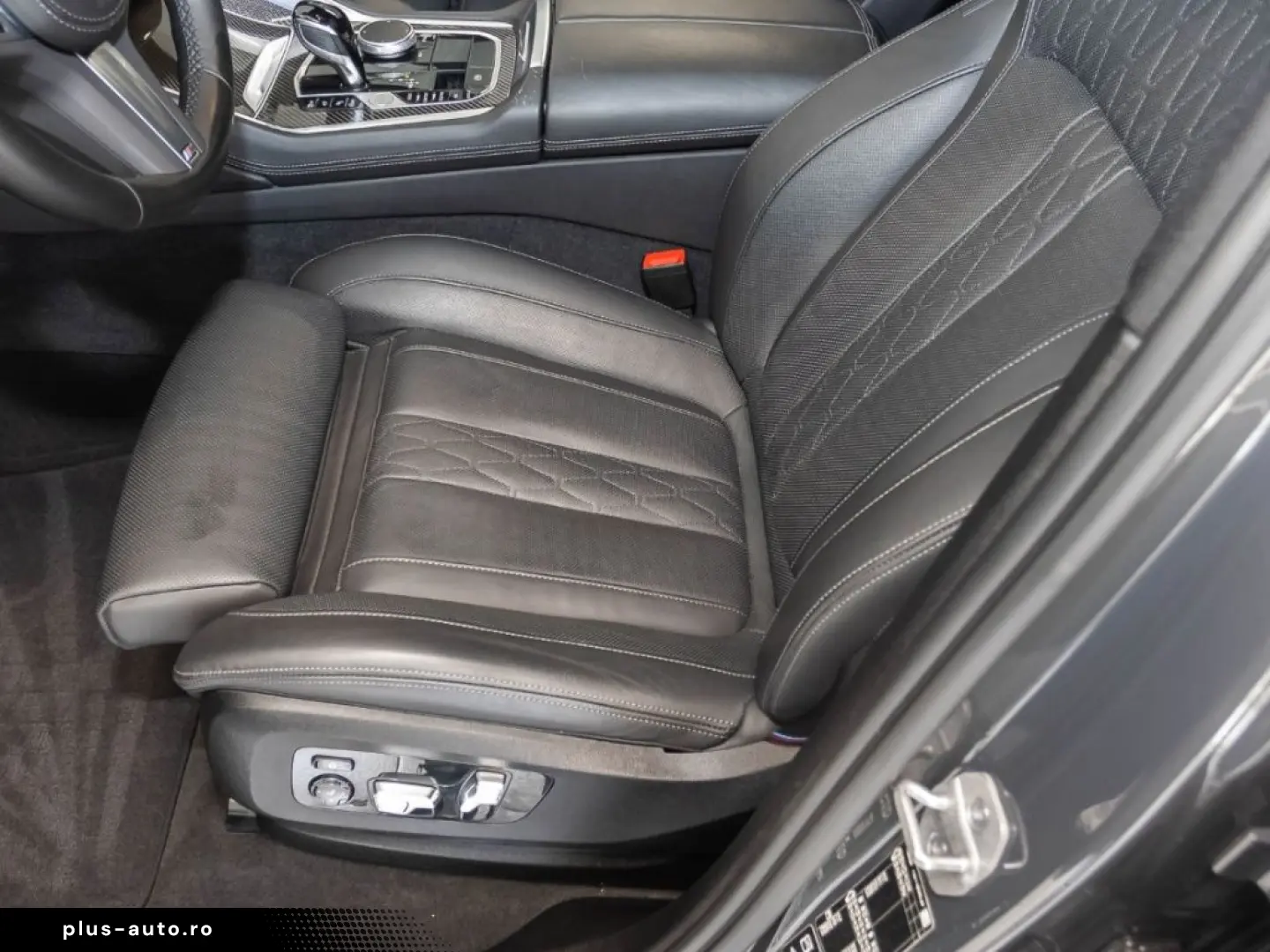 BMW X6 M50 i AHK Panorama HUD 360Kamera Leder Klimas