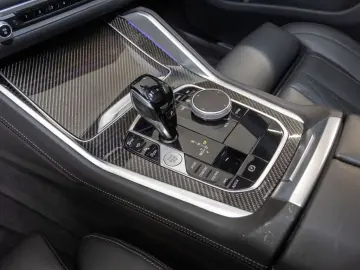 BMW X6 M50 i AHK Panorama HUD 360Kamera Leder Klimas