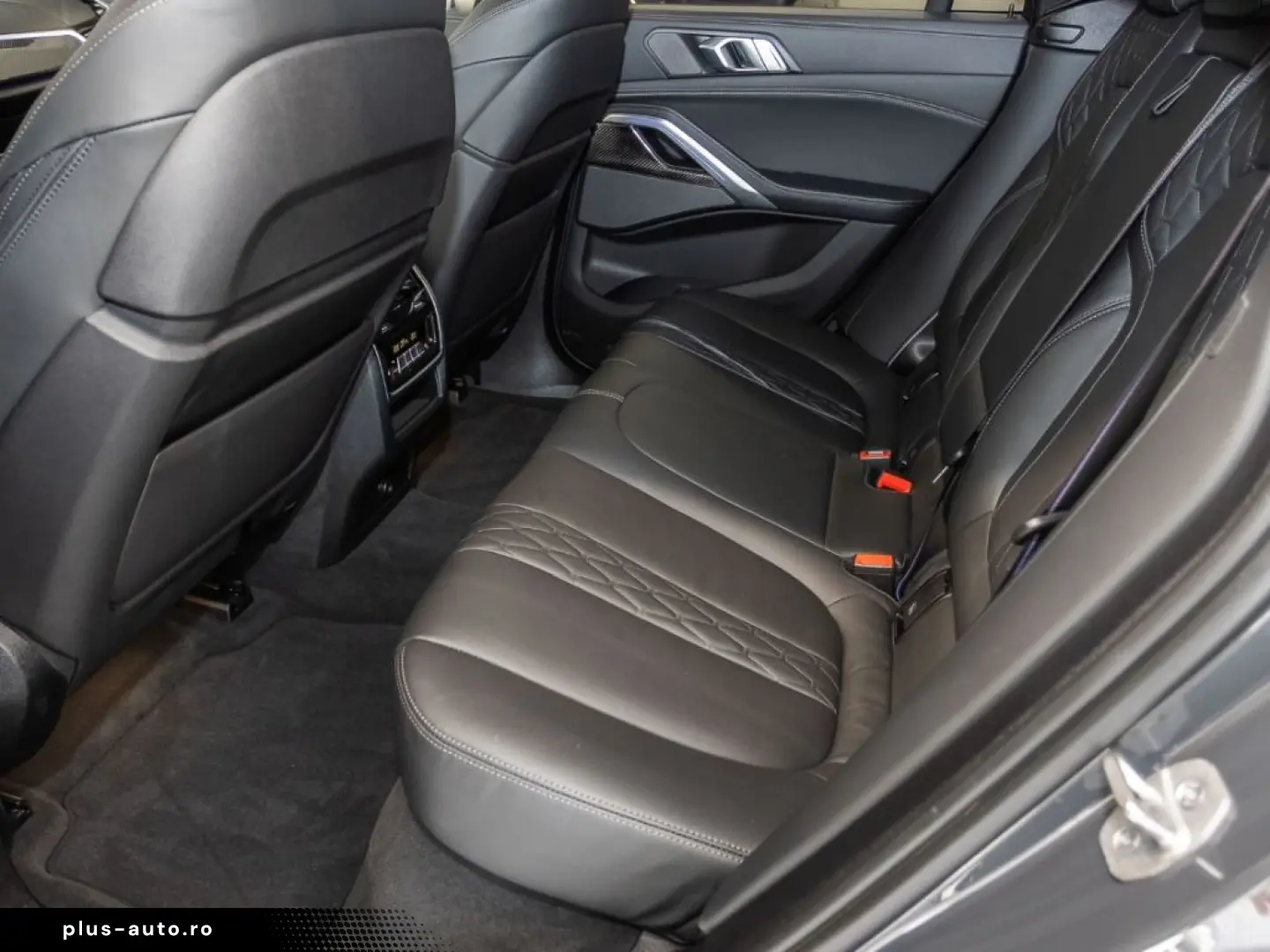 BMW X6 M50 i AHK Panorama HUD 360Kamera Leder Klimas