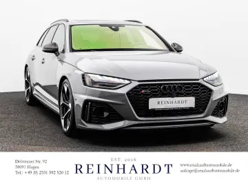 AUDI RS4 AVANT COMPETITION SCHALENSITZE RS-AGA  PANO