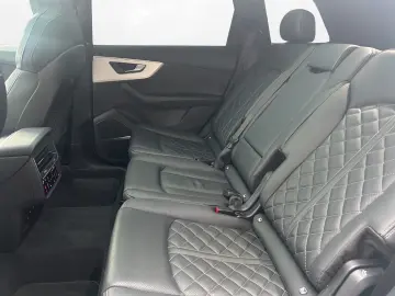 AUDI SQ7 4.0 TFSI quattro tiptronic I MATRIX I AHK