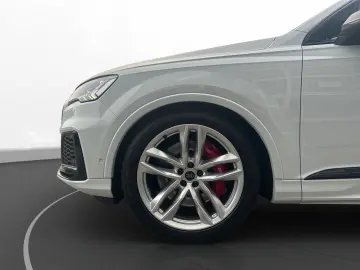 AUDI SQ7 4.0 TFSI quattro tiptronic I MATRIX I AHK