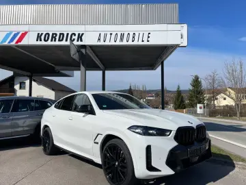 BMW X6    M60i xDrive AHK 3 5T HK HIFI CAM
