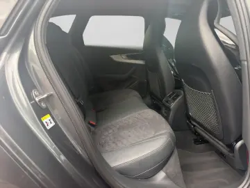 AUDI RS4 Avant TFSI Q COMPETITION   PANO KAMERA BuO H