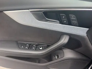 AUDI RS4 Avant TFSI Q COMPETITION   PANO KAMERA BuO H