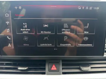 AUDI RS4 Avant TFSI Q COMPETITION   PANO KAMERA BuO H
