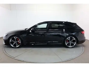 AUDI RS4 Avant TFSI quattro RS Competition plus