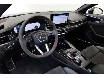 AUDI RS4 Avant TFSI quattro RS Competition plus