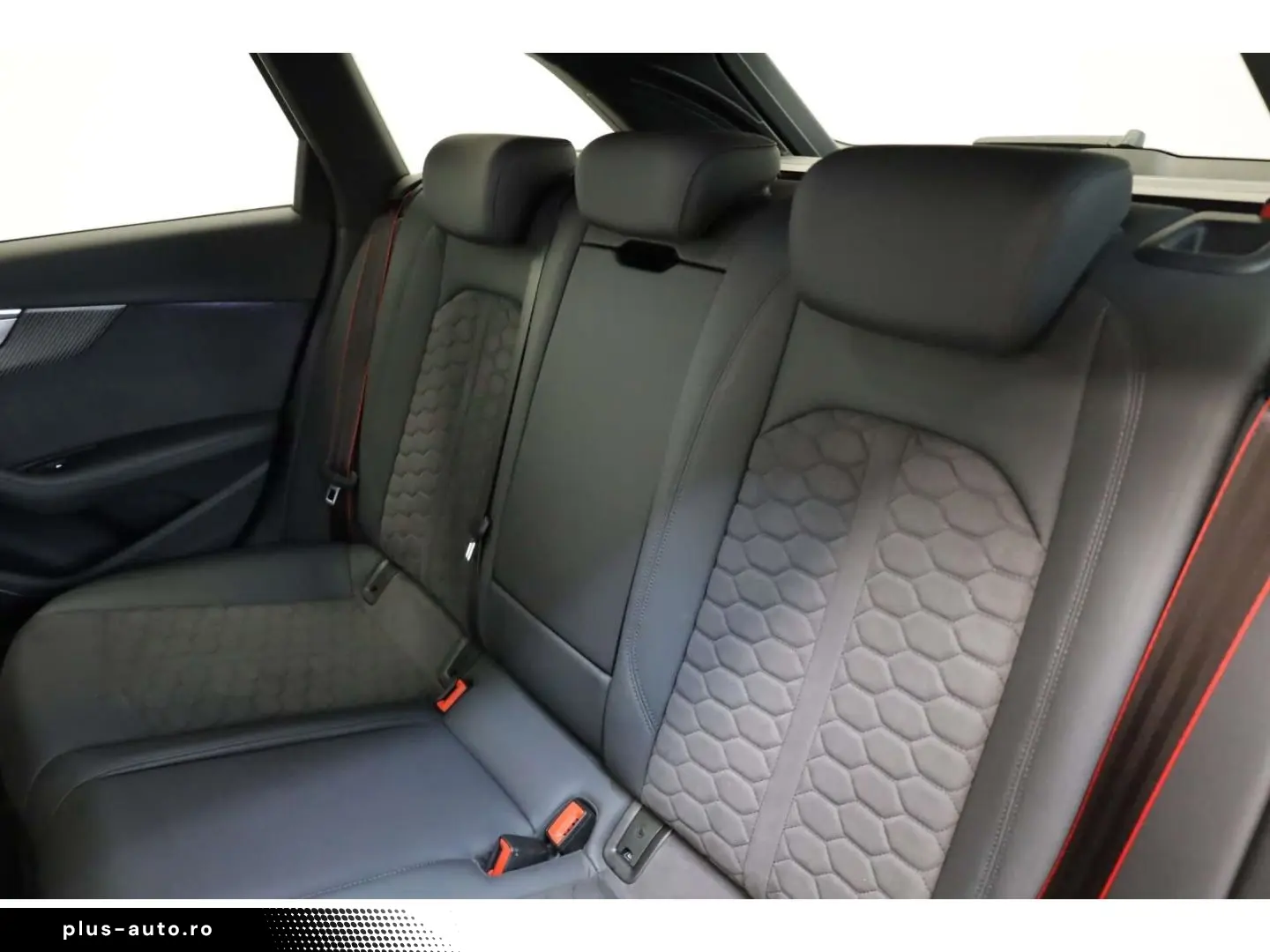 AUDI RS4 Avant TFSI quattro RS Competition plus