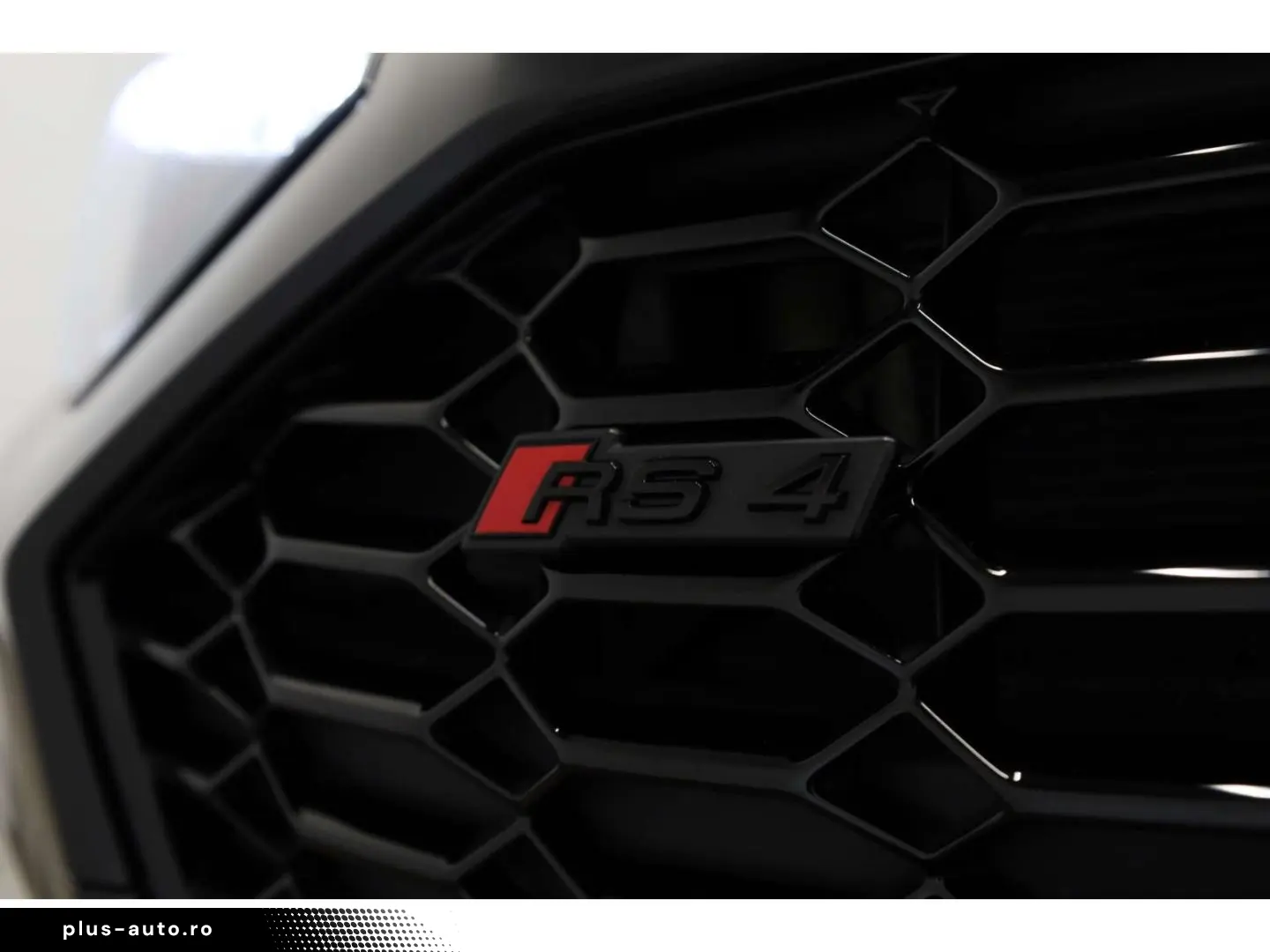 AUDI RS4 Avant TFSI quattro RS Competition plus