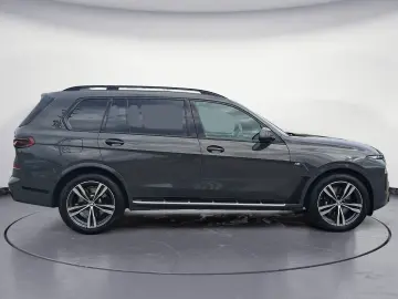 BMW X7 xDrive40i Navi Leder Tempom.aktiv Panoramadac