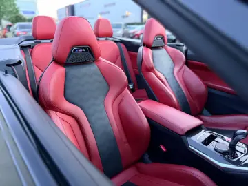 BMW M4 Cabrio xDrive Competition Widescreen
