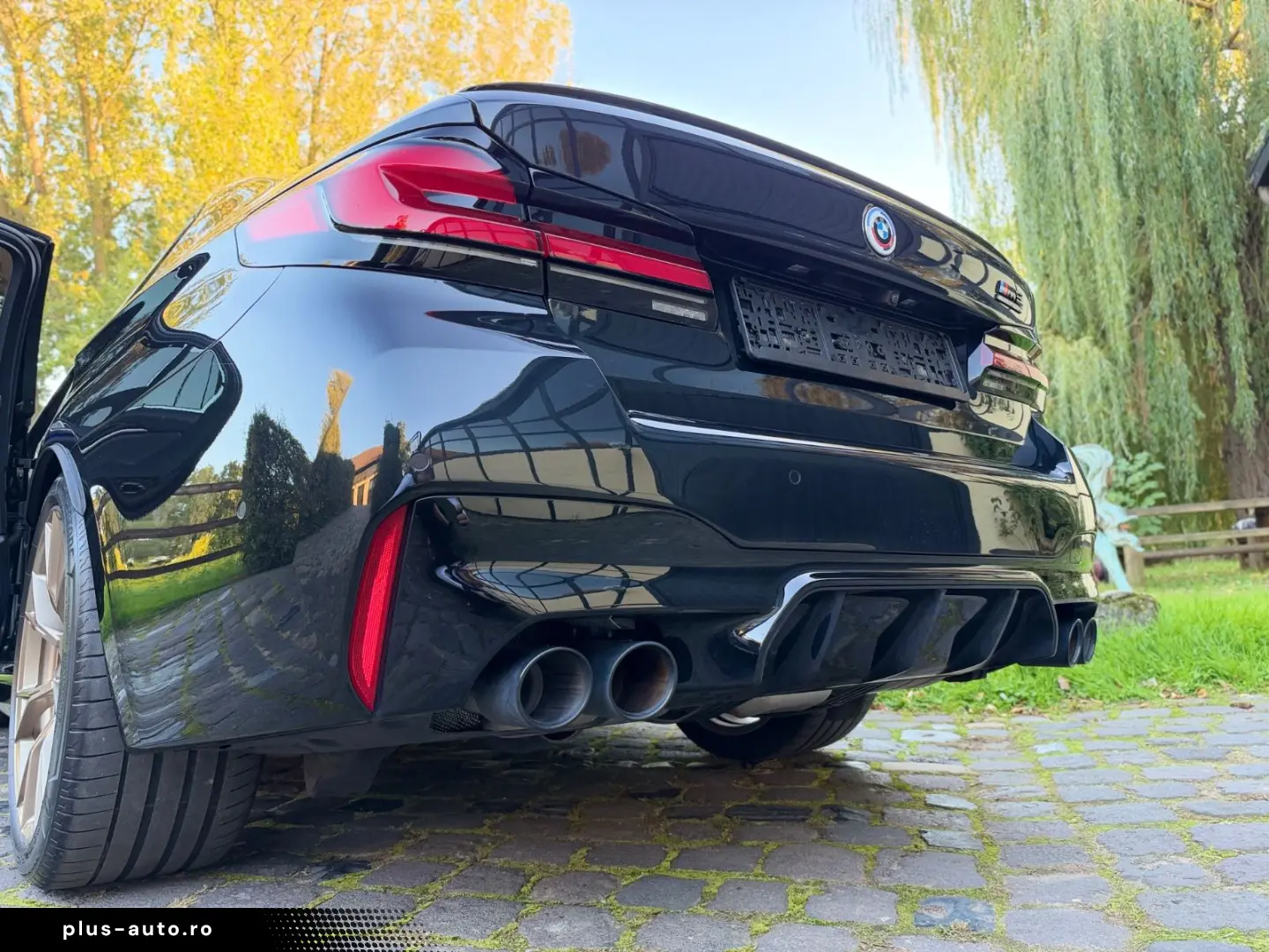BMW M5 Comp. 1.Hand Carbon-Keramik B&W Individual