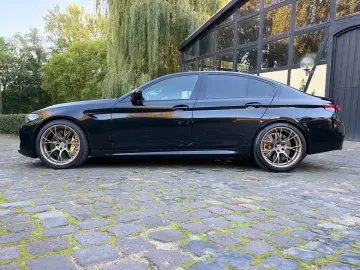BMW M5 Comp. 1.Hand Carbon-Keramik B&W Individual