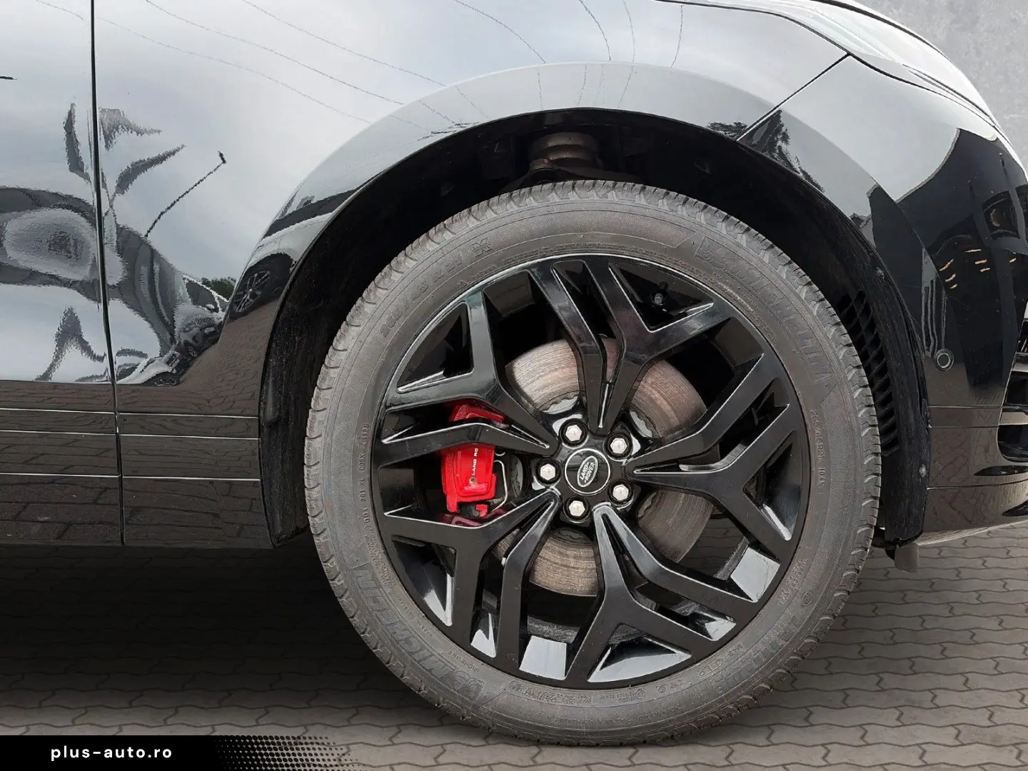 LAND ROVER Range Rover Velar P400 DYNAMIC HSE BLACK AHK