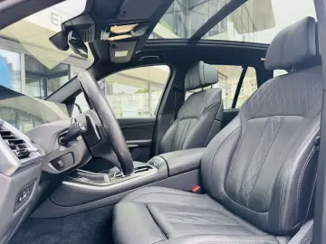BMW X5 M60i xDrive M Sport Pro DA PA Prof Pano H K