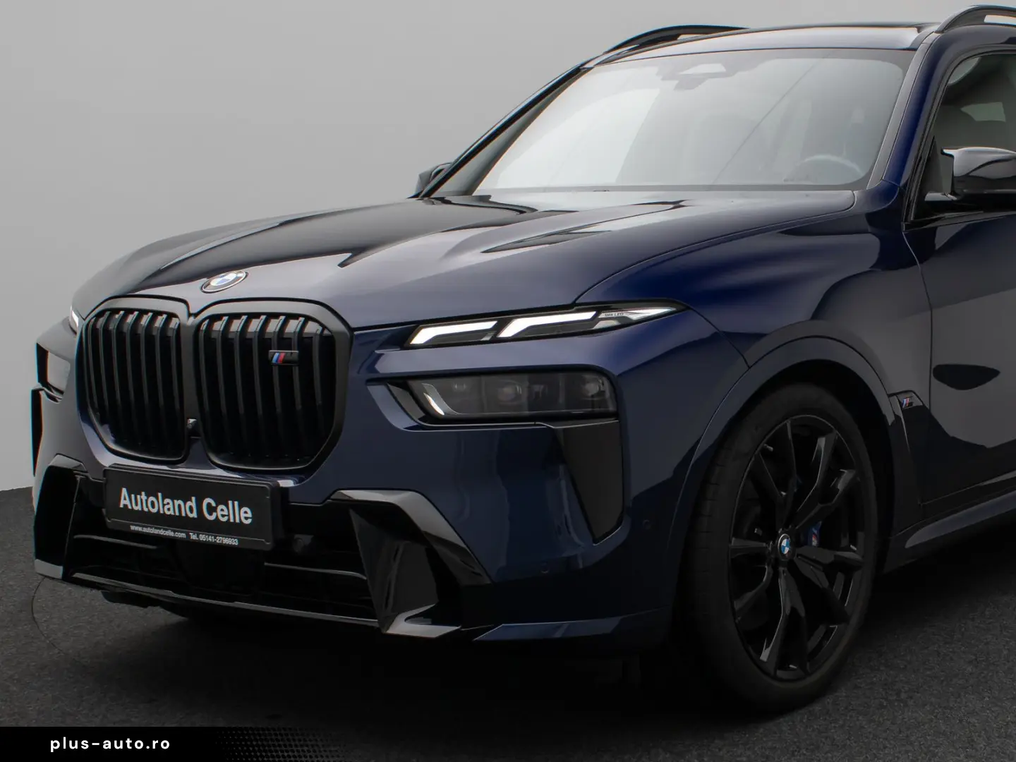 BMW X7 M60i xD Panorama 360 HUD DAB H K SoftCL 22