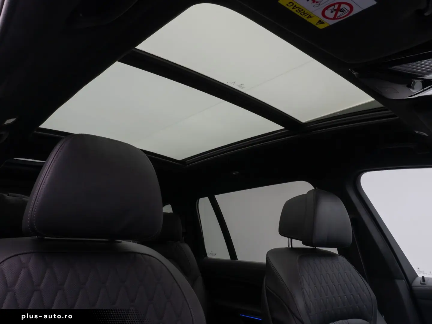 BMW X7 M60i xD Panorama 360 HUD DAB H K SoftCL 22