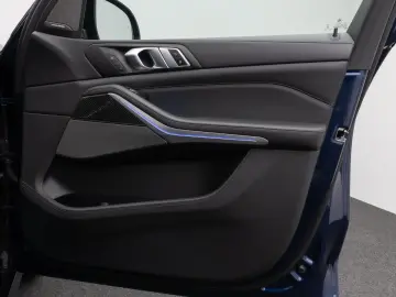 BMW X7 M60i xD Panorama 360 HUD DAB H K SoftCL 22