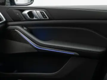 BMW X7 M60i xD Panorama 360 HUD DAB H K SoftCL 22