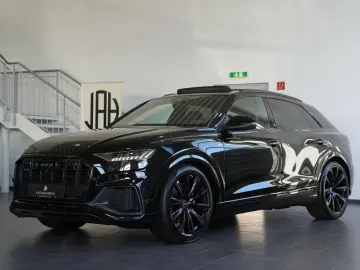 AUDI Q8 50 TDI quattro  AUT PANO AHK B&O HEAD-UP STHZ