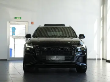 AUDI Q8 50 TDI quattro  AUT PANO AHK B&O HEAD-UP STHZ