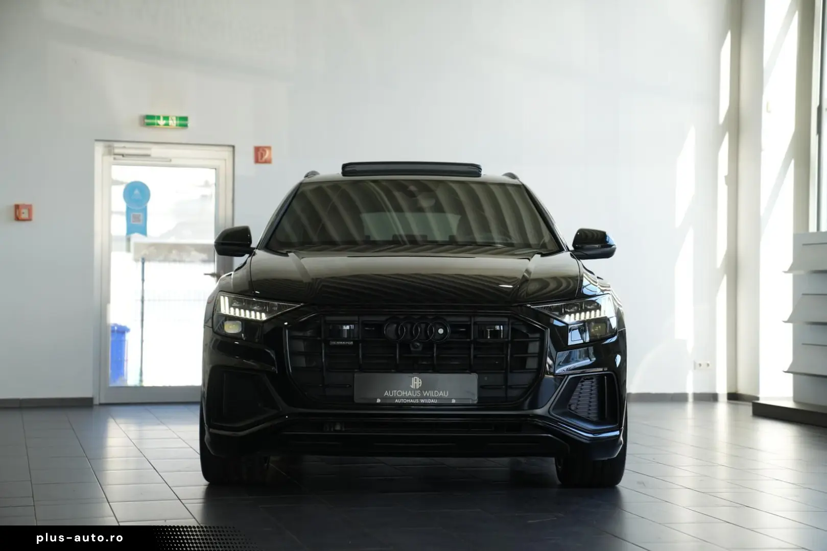 AUDI Q8 50 TDI quattro  AUT PANO AHK B&O HEAD-UP STHZ