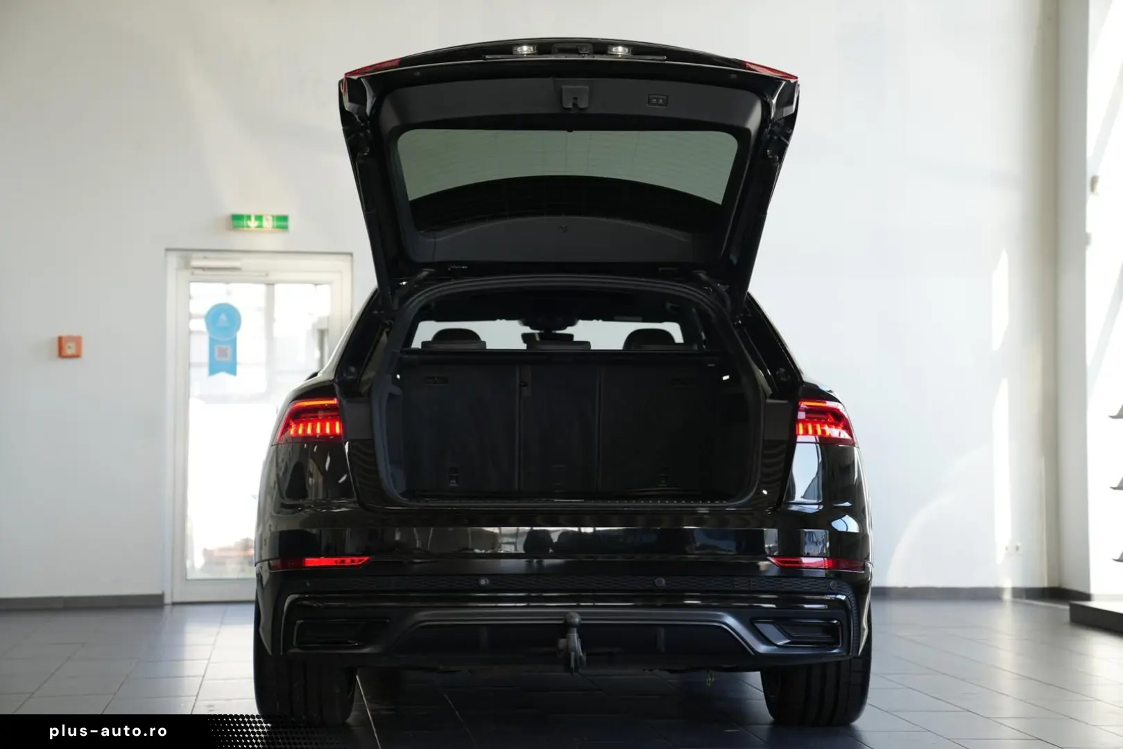AUDI Q8 50 TDI quattro  AUT PANO AHK B&O HEAD-UP STHZ