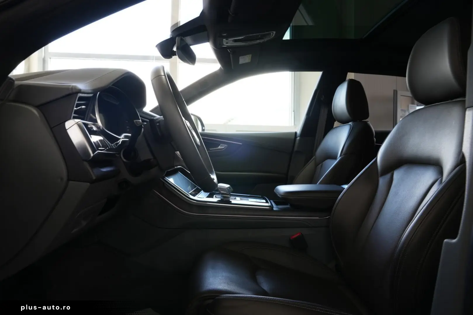 AUDI Q8 50 TDI quattro  AUT PANO AHK B&O HEAD-UP STHZ