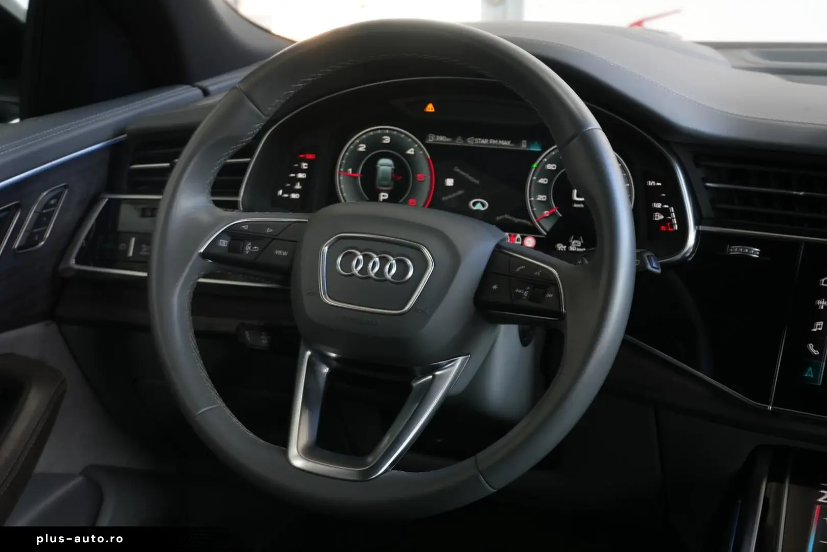 AUDI Q8 50 TDI quattro  AUT PANO AHK B&O HEAD-UP STHZ