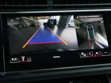 AUDI Q8 50 TDI quattro  AUT PANO AHK B&O HEAD-UP STHZ