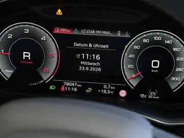 AUDI Q8 50 TDI quattro  AUT PANO AHK B&O HEAD-UP STHZ